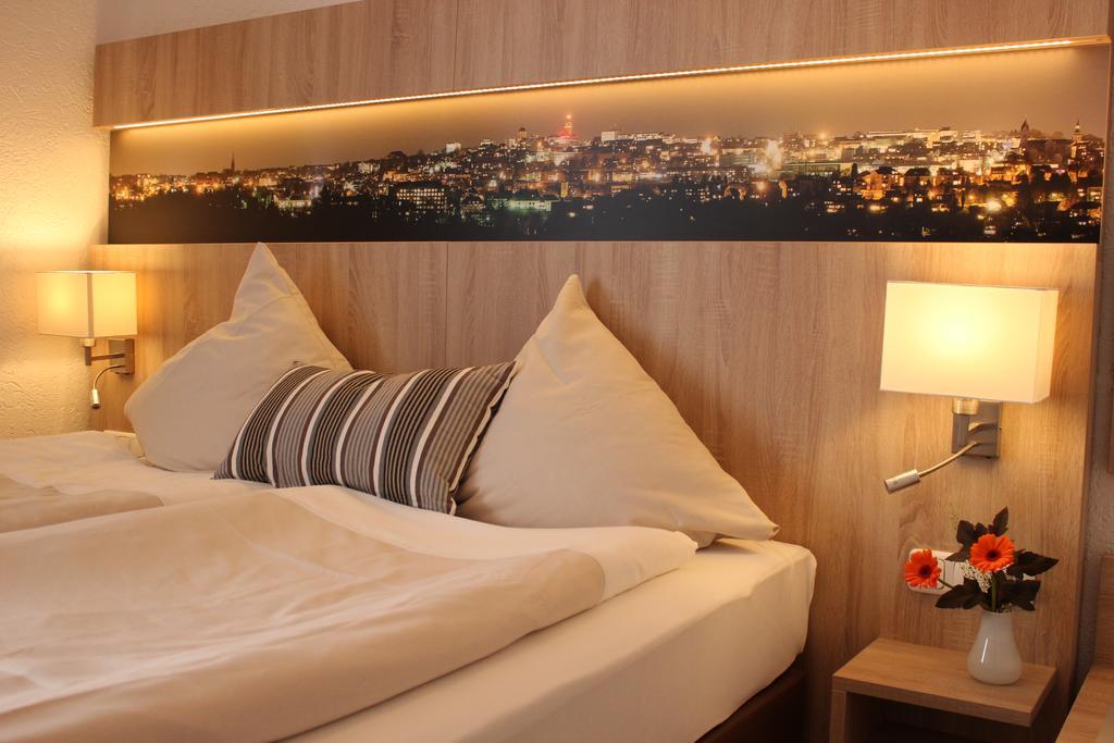 Hotel Restaurant Kromberg Remscheid Pokój zdjęcie