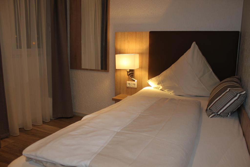 Hotel Restaurant Kromberg Remscheid Zewnętrze zdjęcie