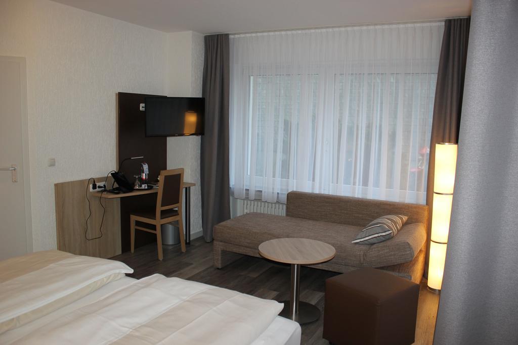 Hotel Restaurant Kromberg Remscheid Zewnętrze zdjęcie